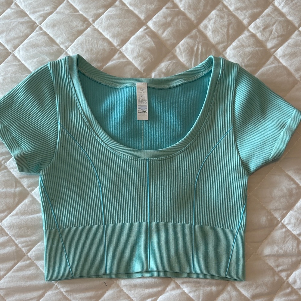 Offline by Aerie AE Women's Crop Athletic Workout Top, Turquoise Medium
